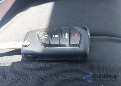 2024 Toyota Corolla Le z USA, uszkodzony, nr VIN 5YFB4MDE3RP158667